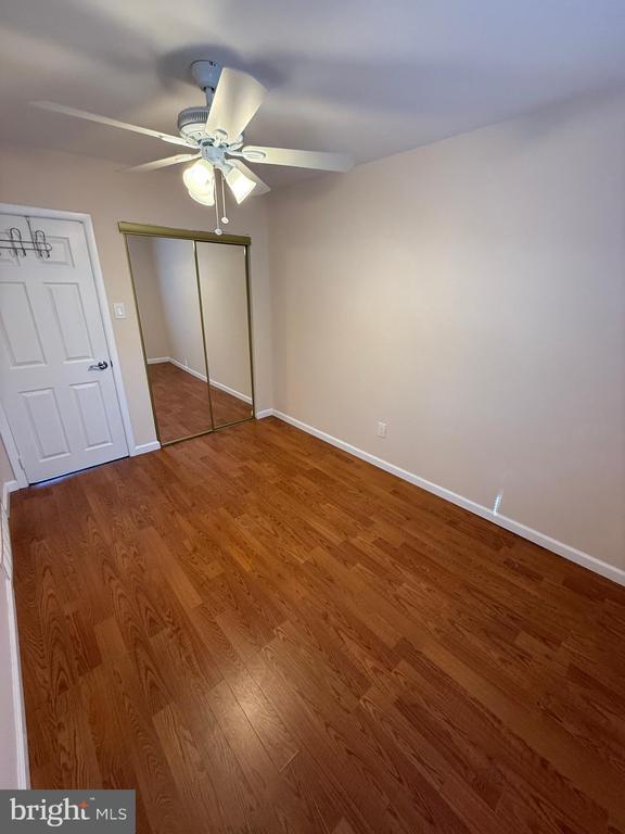 Photo - 413 Parlin Pl