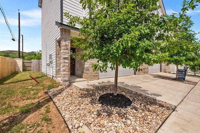 Photo - 21411 Sir Walter Ln