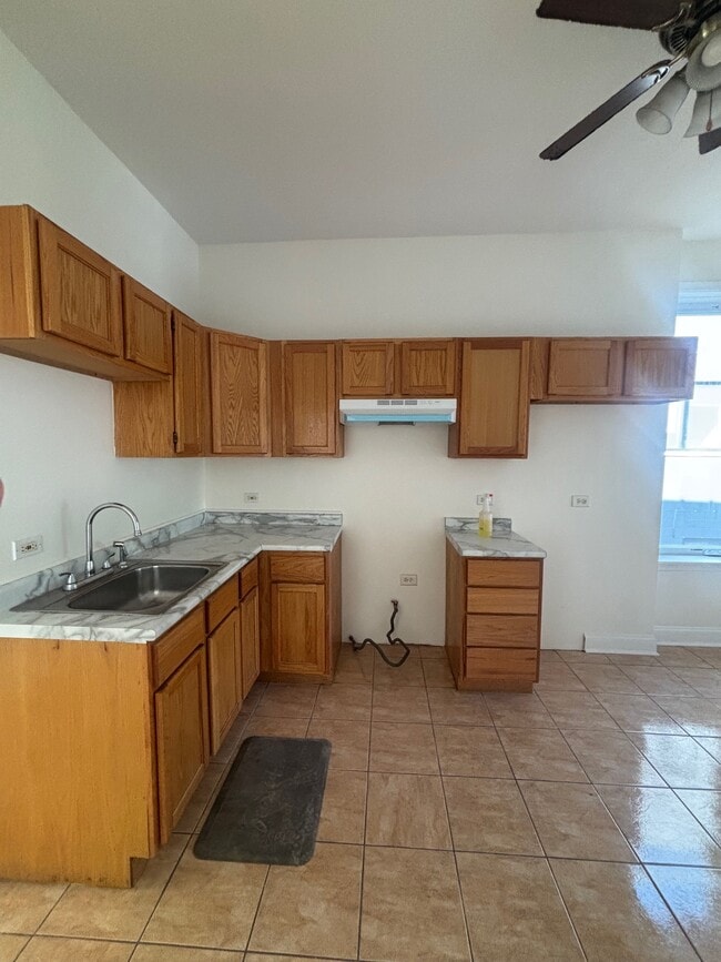 Photo - 2608 W Cortez St Unit 2nd floor