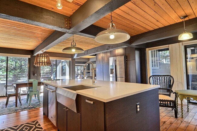 Photo - 3 br, 3 bath Triplex - 24206 Currant Drive