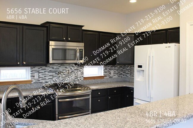 5656 Stable Ct