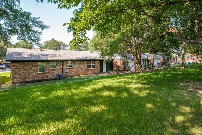 Photo - 155 Bob White Rd