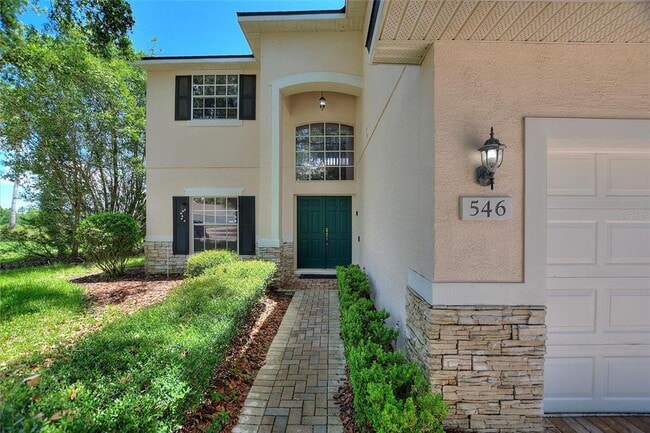 Photo - 546 Windsor Pl