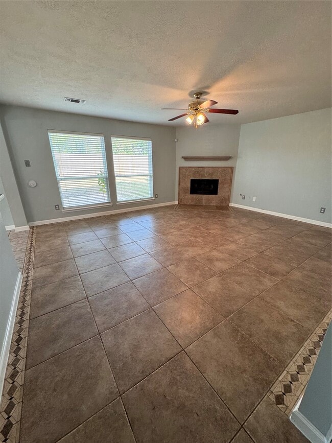 Photo - 14614 Vaughnville Dr