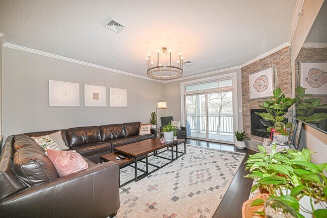 Photo - 55 River Front Drive Connector