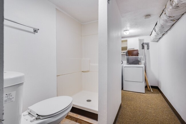 Photo - ? Beautifully Remodeled Home Near Brentwood Park – A Must See! ?