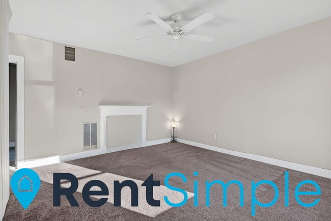 Photo - 317 Prince Edward St