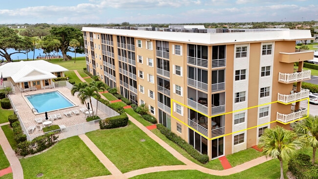 Photo - 308 Golfview Rd Unit 201