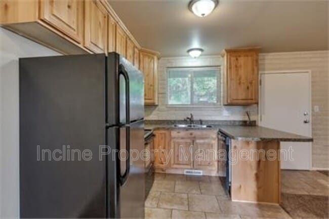 Photo - 761 W 600 S