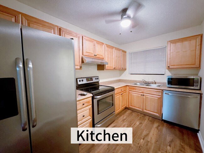 Photo - 2493 Hidden Cove Ct Unit C