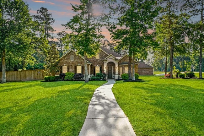 Building Photo - 17552 Country Meadow Ln