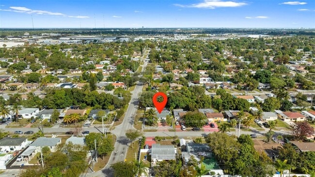 Photo - 201 NE 169th St