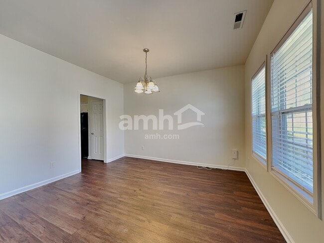 Photo - 2916 Filbert St