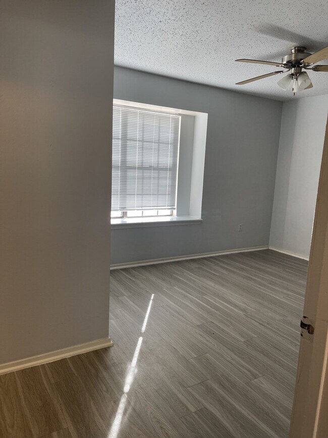 Photo - Orleans Square