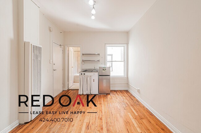 Photo - 836 Sanborn Ave Unit 202