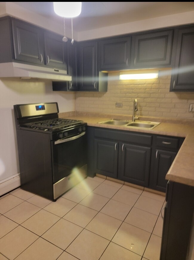 Photo - 5908 Butterfield Rd Apartments Unit B