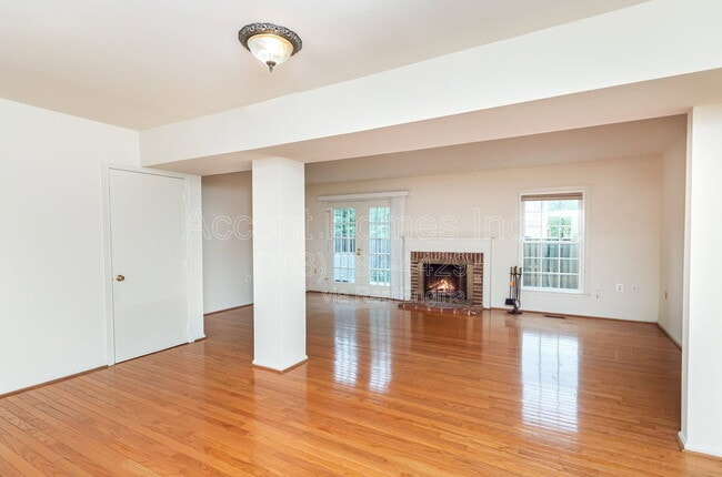 Photo - 2514 S Arlington Mill Dr
