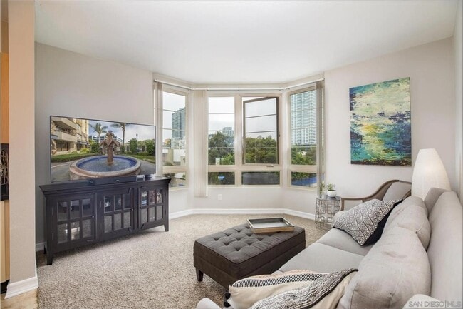 Photo - 1400 Broadway Unidad 1305