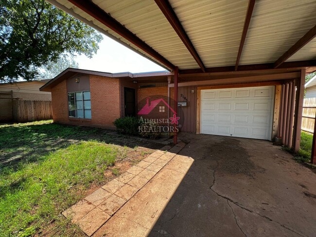 Photo - Charming 3 Bedroom 2 Bath Home in Abilene