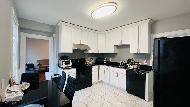 Photo - 60 Fiske St Unit 2