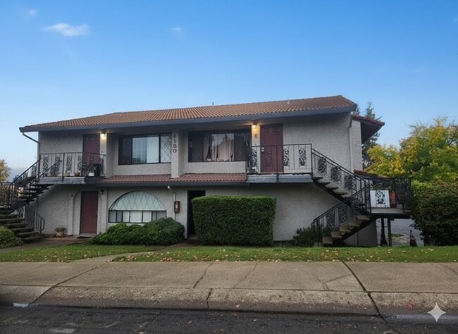 Building Photo - BRAN1180 Unit B