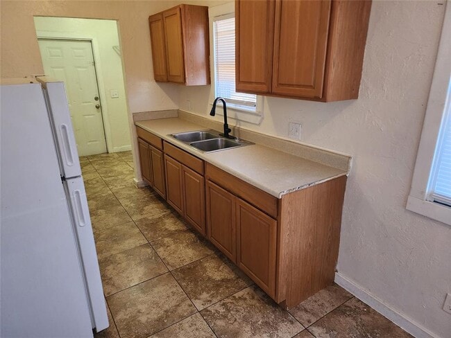 Photo - 616 NW 36th St