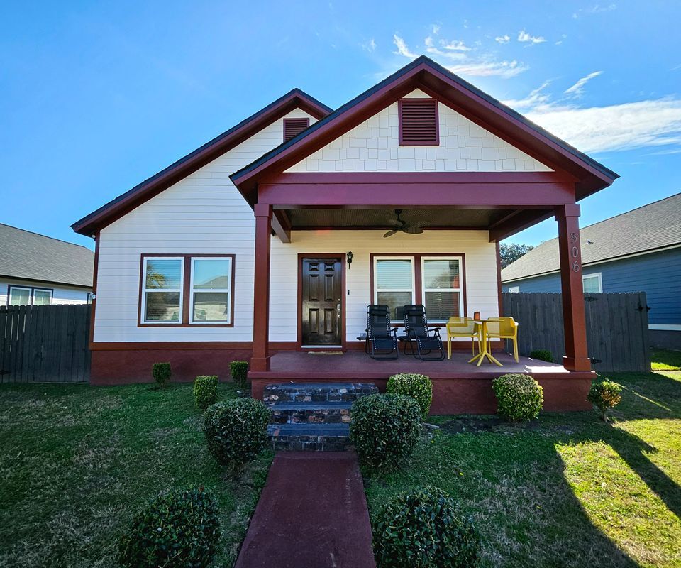 Photo - 306 Brighton St