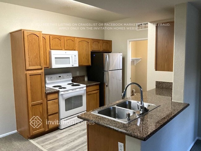 Photo - 41410 Juniper St