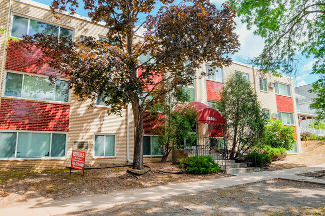 Building Photo - Marshall Place Rental