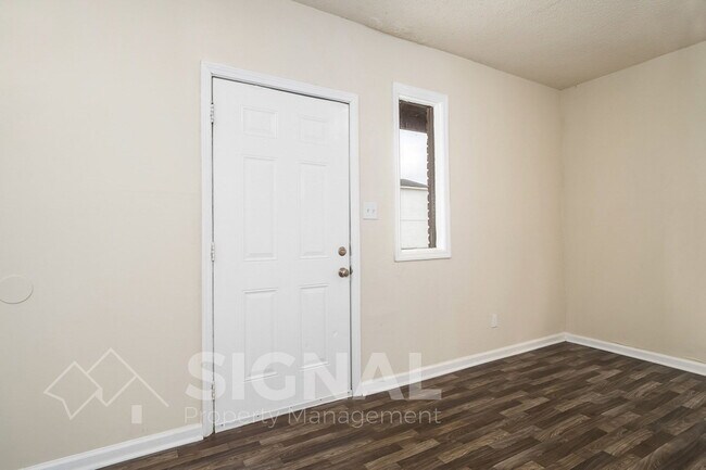 Photo - 513 Tuscaloosa Ave Unidad C