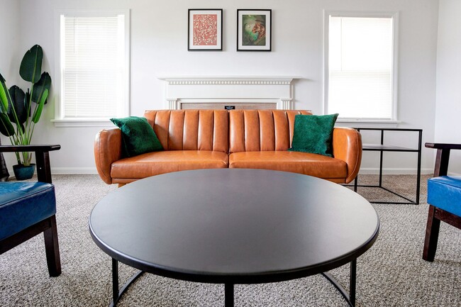 Photo - 13660 Cedar Rd