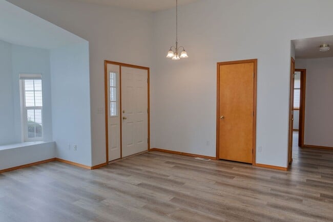 Photo - Single Story Home w/ HOA Provided Lawn Services