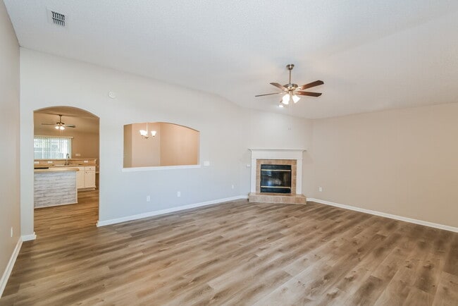 Photo - 8422 Stelling Dr S