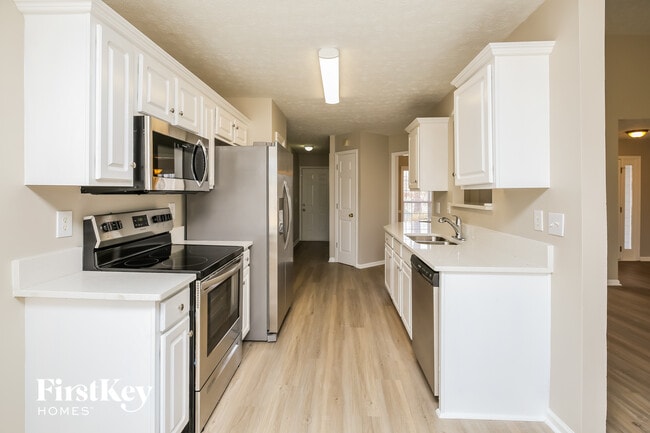 Photo - 1510 Smoke Hill Dr NE