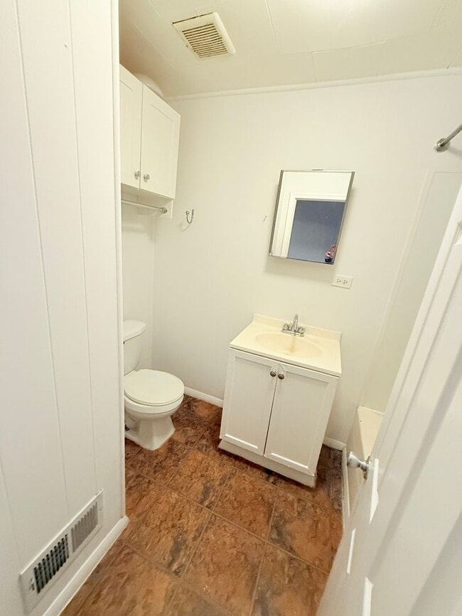 Photo - 4BR / 2BA Home – Charles Village – $2,700/mo