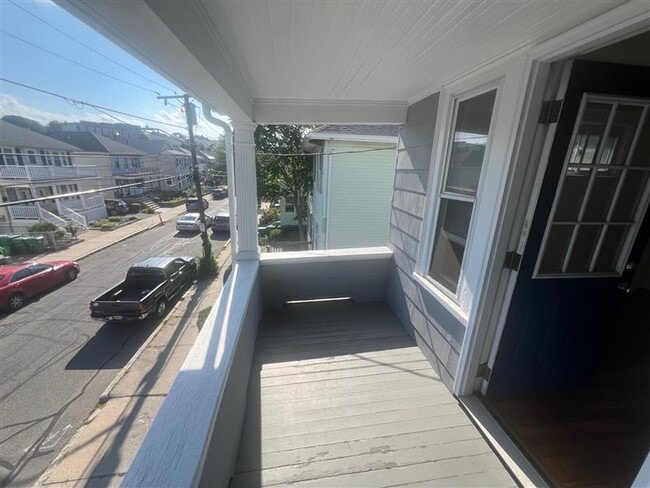 Building Photo - 73 Frederick Ave Unit #2 Rental