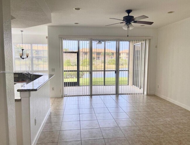 Photo - 8231 NW 127th Ln