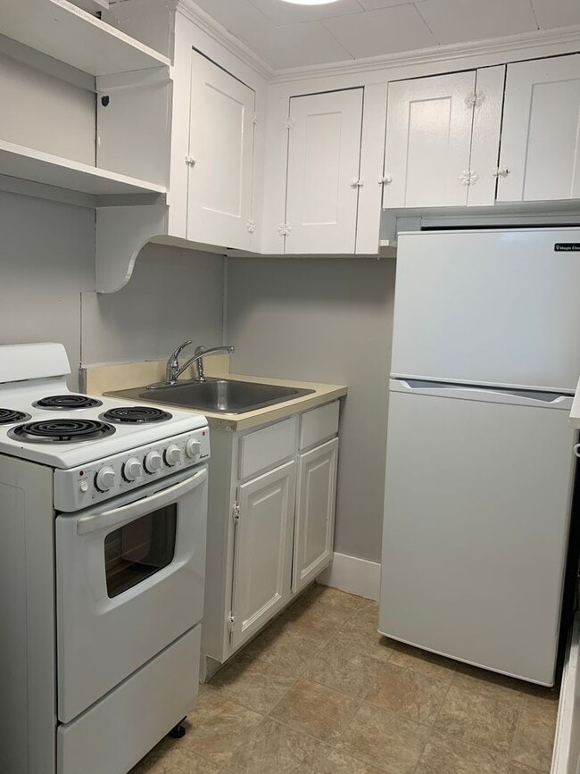 Photo - 74-76 Seavey Street Unit 76-1/2