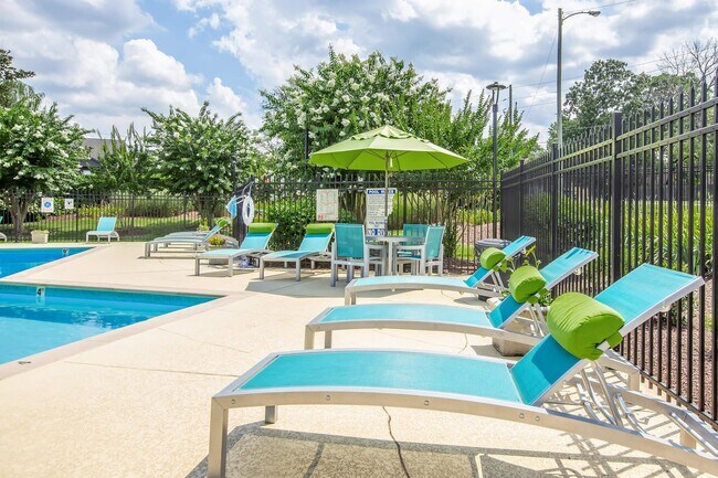 Photo - Chase Cove Apartments