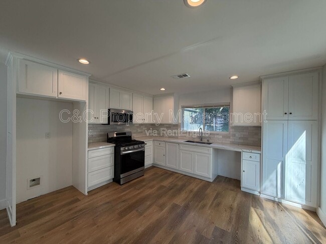 Photo - 17029 Janison Dr