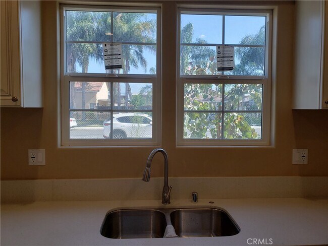 Photo - 1036 Fernleaf-