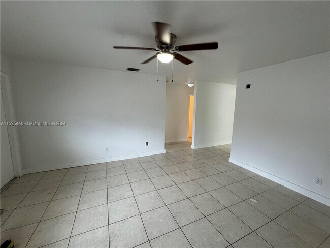 Photo - 334 E 2nd St Unit 334