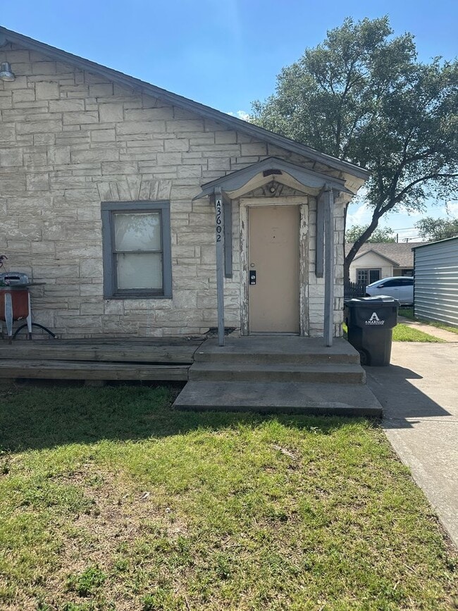 Building Photo - 3602 S Polk- Triplex Unit 3602 S Polk  A