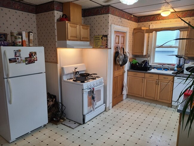 Photo - 95 Belmont St Unidad 2