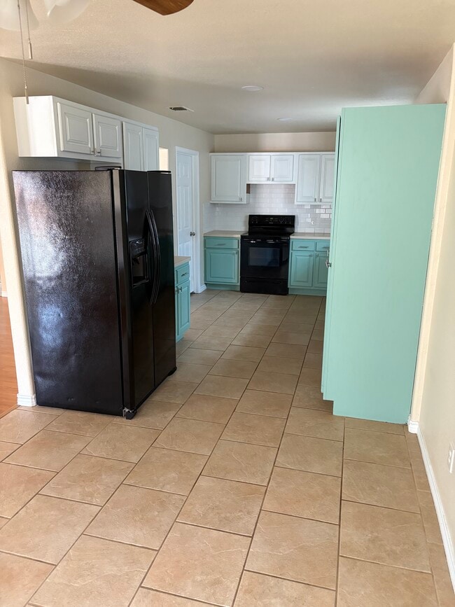 211 Alyssa Dr