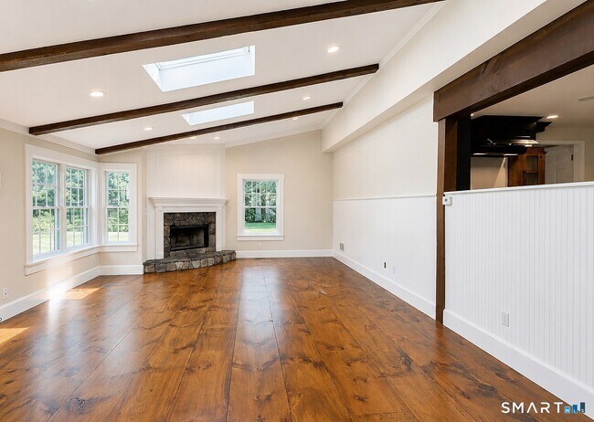 Photo - 50 Fox Den Rd