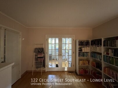 Photo - 122 Cecil St SE Unit Lower Level