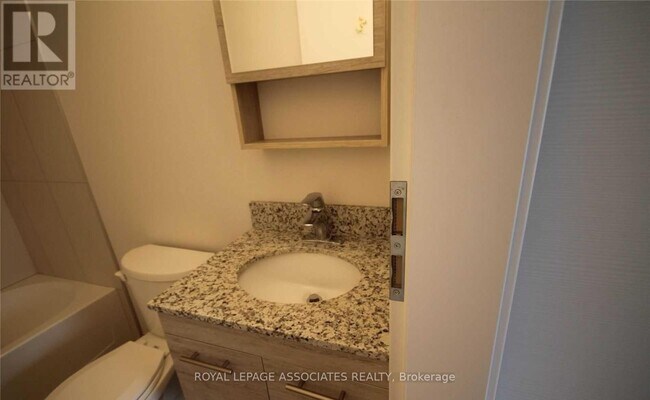 Photo - 251 Hemlock St Unit 614