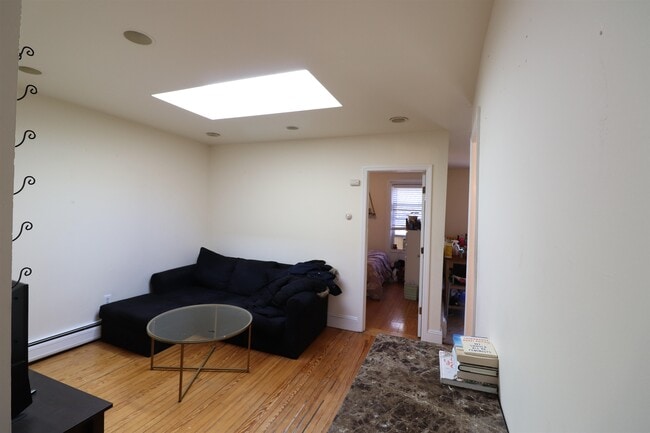 Photo - 202 Bloomfield St Unit 4