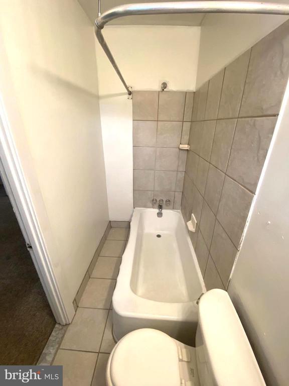 Photo - 64 S Evans St